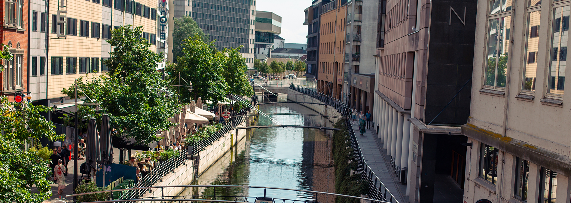 Hvad gør udlejer, når lejer ikke betaler i henhold til flytteopgørelsen, og hvordan forfølger udlejer sit krav?